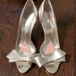 Paris Hilton Open Toe Silver Heals SZ 8 1/2